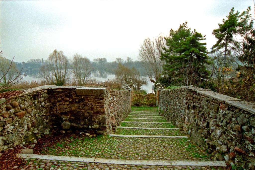 Antica Dimora Dell'Ortolano Apartment Castellaro  Exterior photo